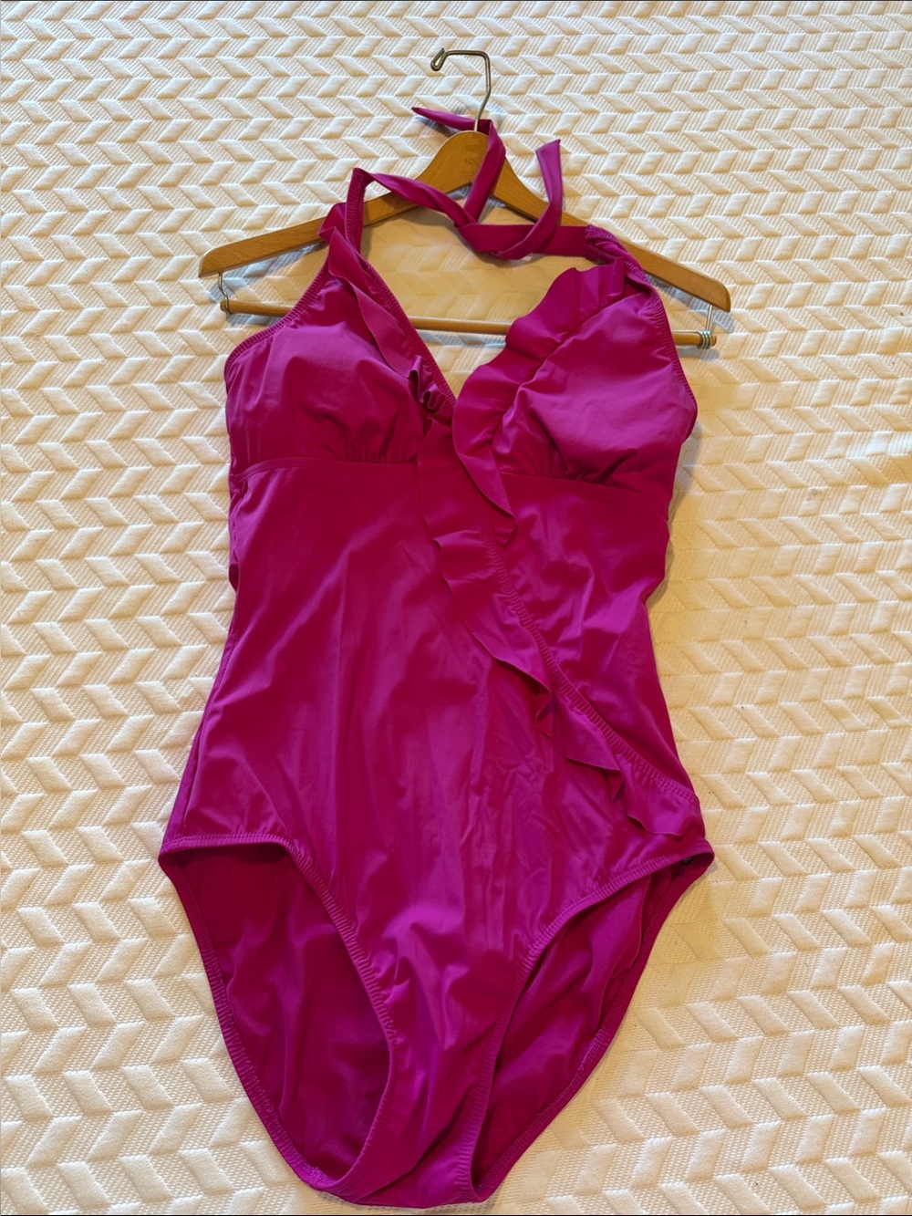 Assets By Spanx Magenta Ruffle Halter One-Piece Swimsuit Sz L
